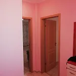 Sunny Apartament